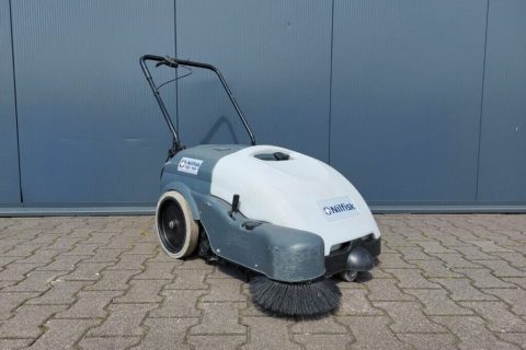 Akumuliatorinė grindų šlavimo mašina NILFISK SW750