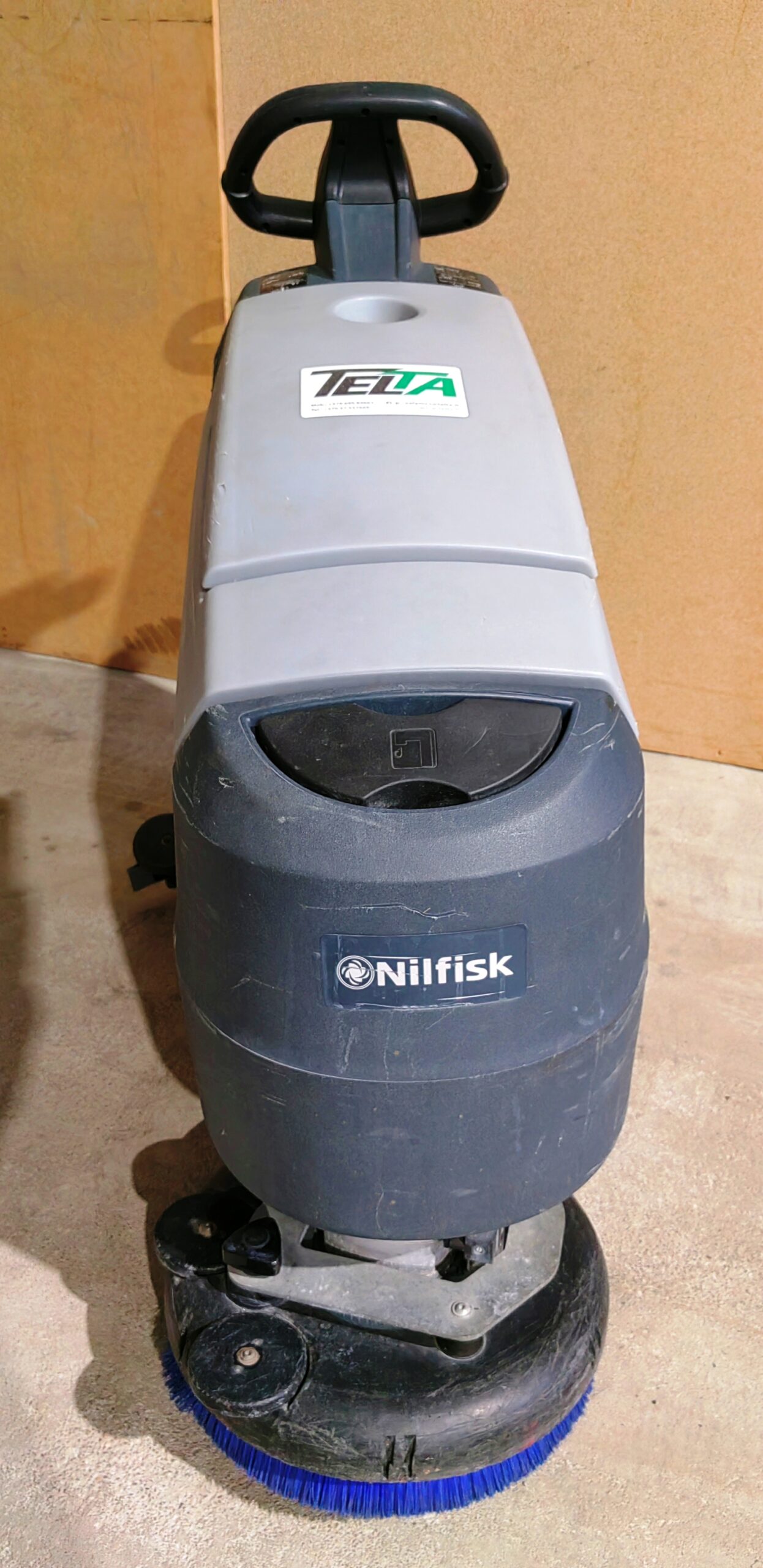 Naudota plovimo mašina Nilfisk SC401 B FULL PKG - Image 3