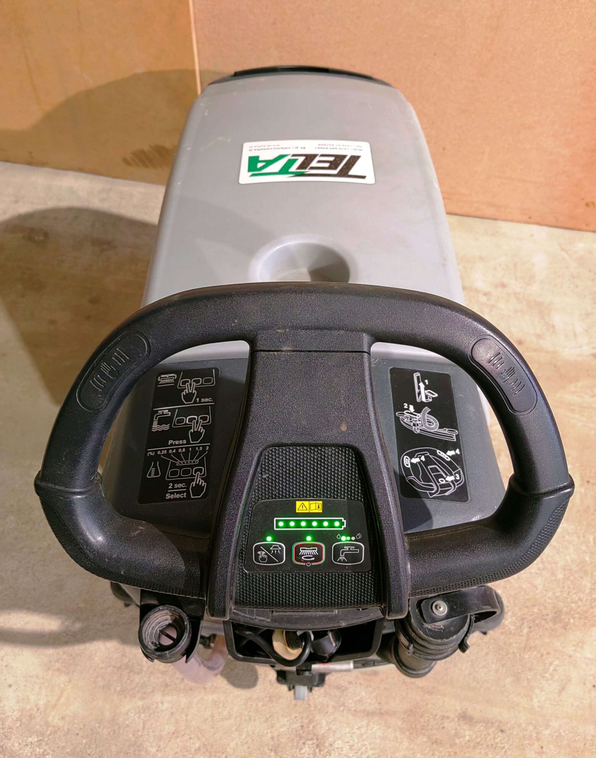 Naudota plovimo mašina Nilfisk SC401 B FULL PKG - Image 5